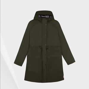 NWOT HUNTER WATERPROOF PARKA